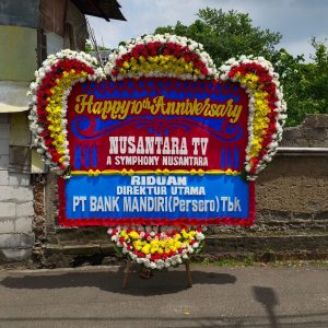 Bunga Papan Happy Anniversary 002